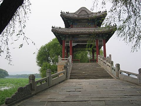 Peking - Sommerpalast - West Causeway