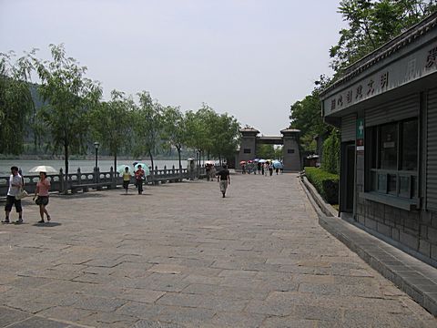 Luoyang - Longmen Caves